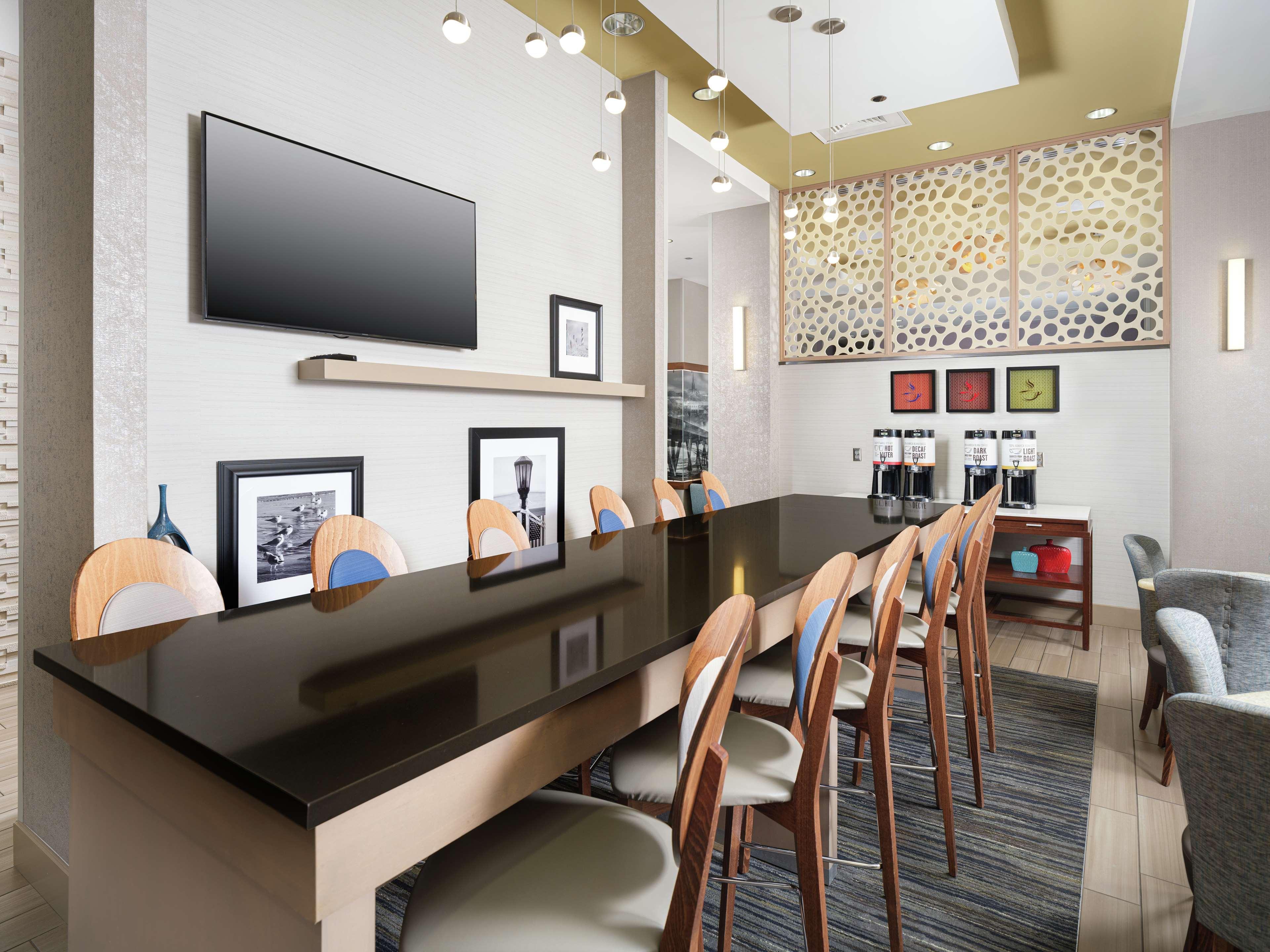 Hampton Inn Wilmington Downtown Zewnętrze zdjęcie