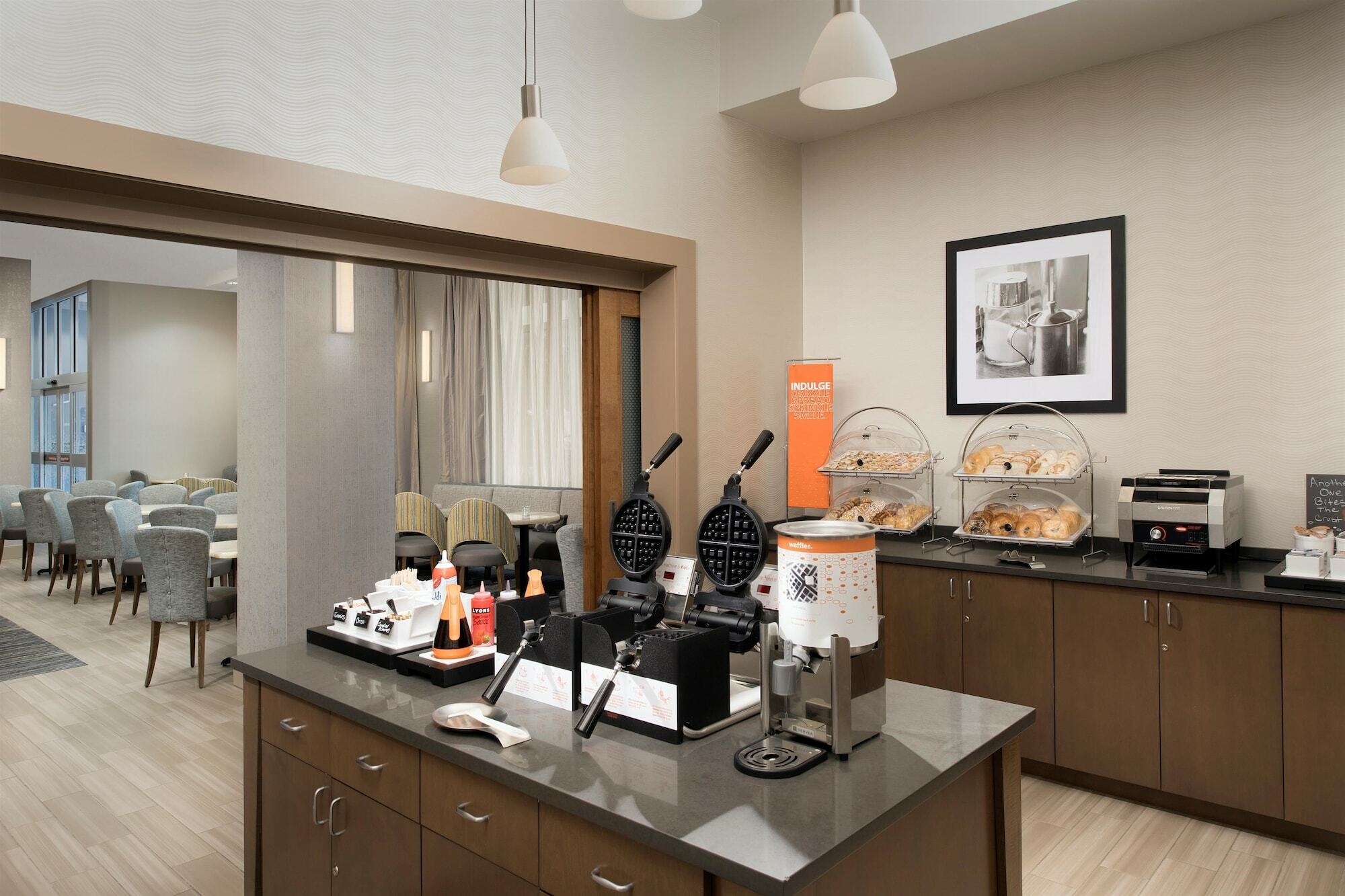Hampton Inn Wilmington Downtown Zewnętrze zdjęcie